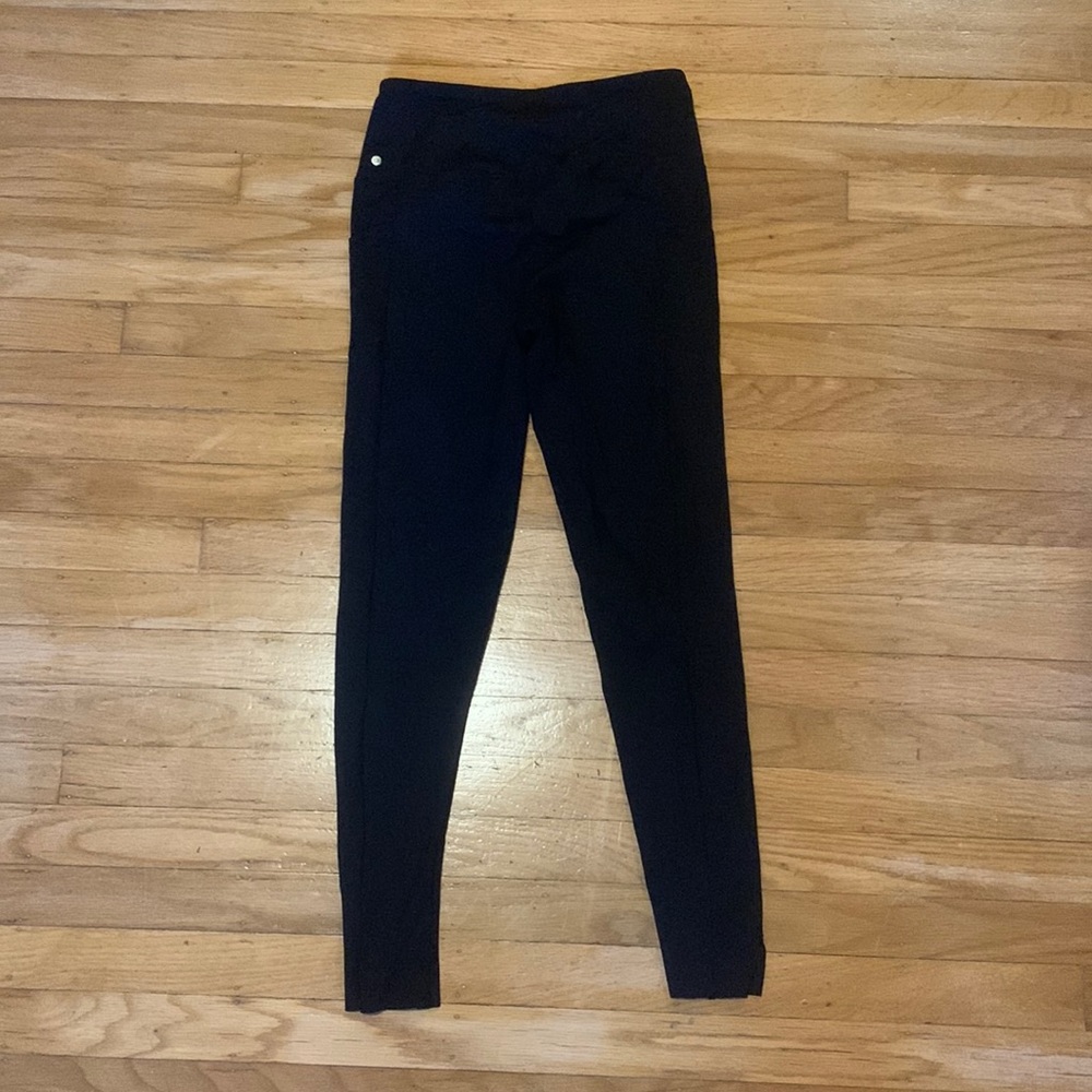 Black leggings